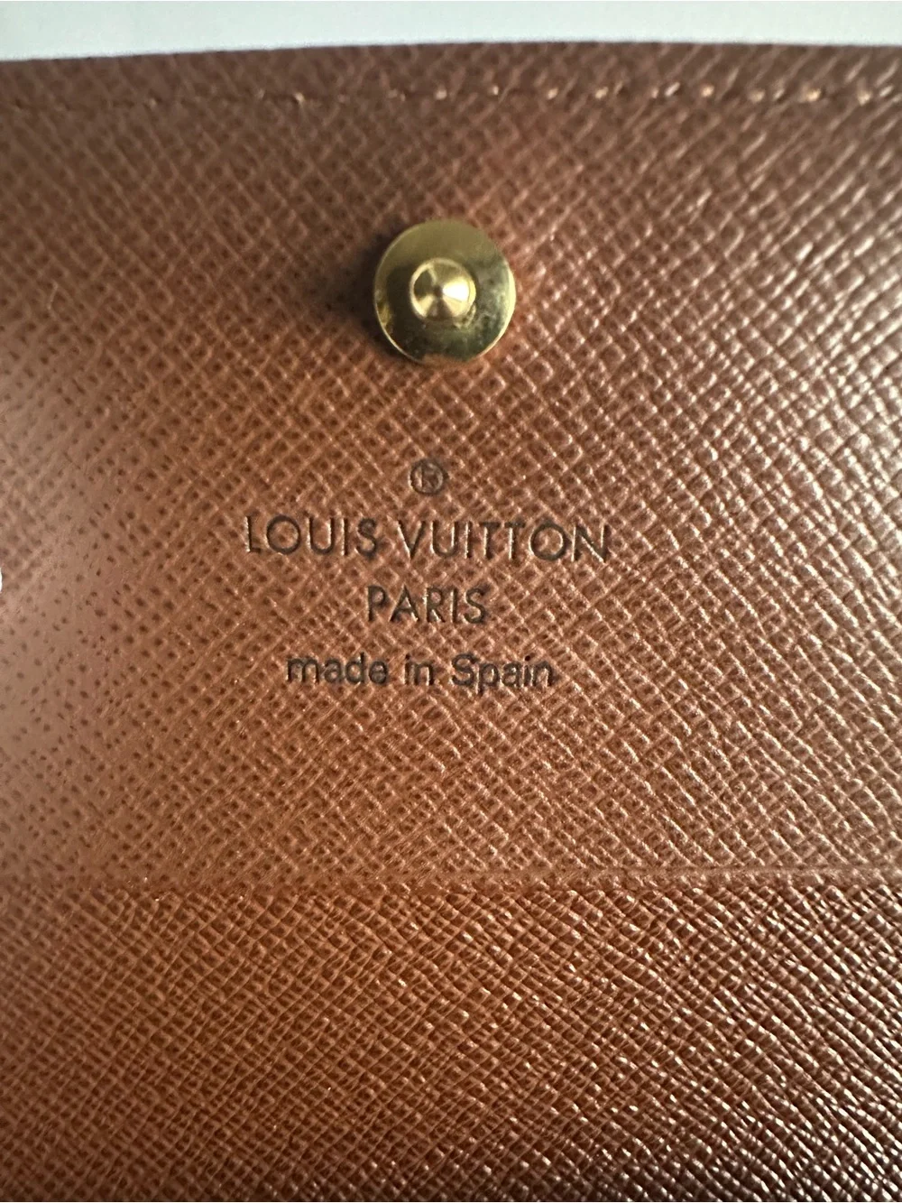 Louis Vuitton #designerwallet closure